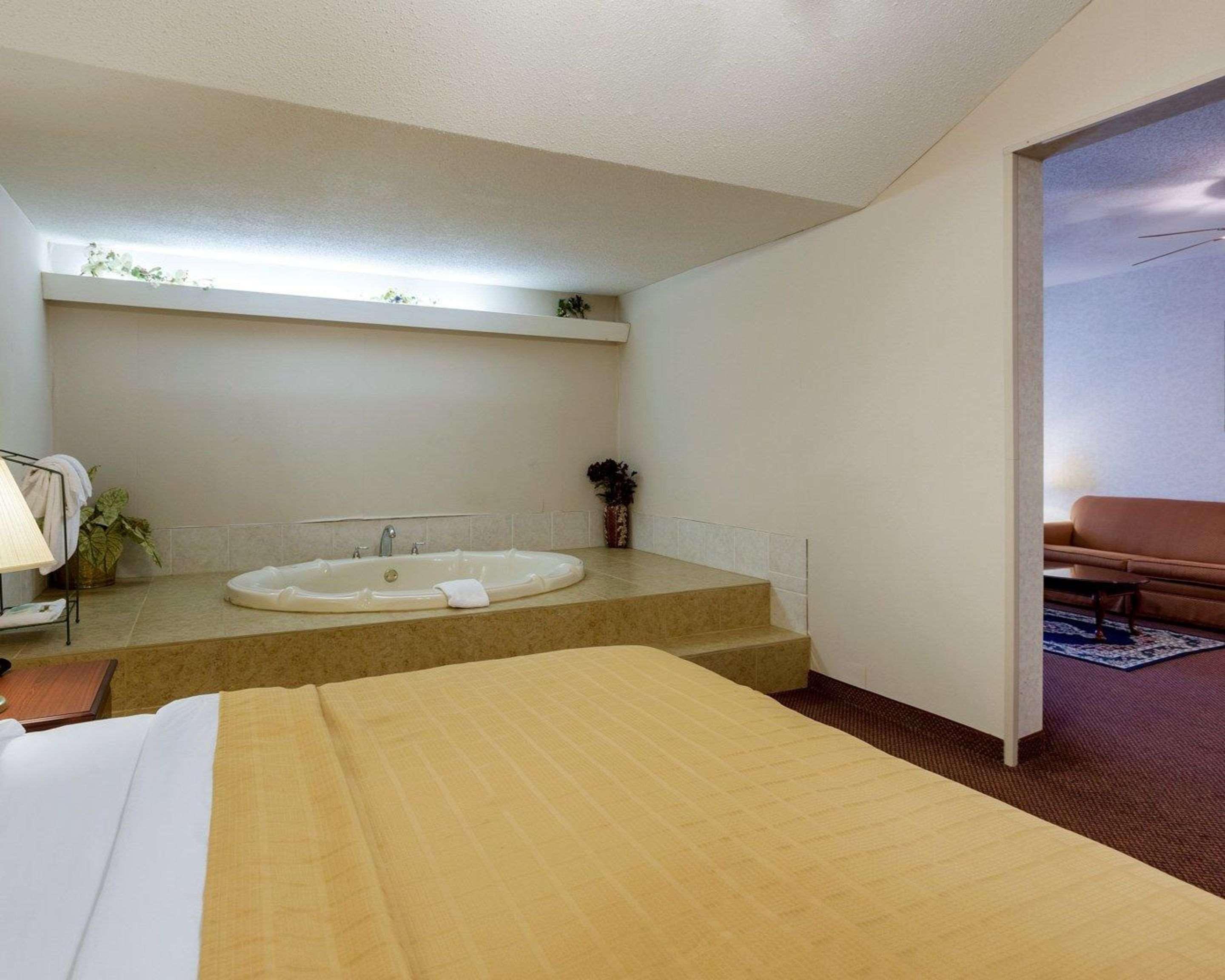 Quality Inn Robinsonville Exterior foto