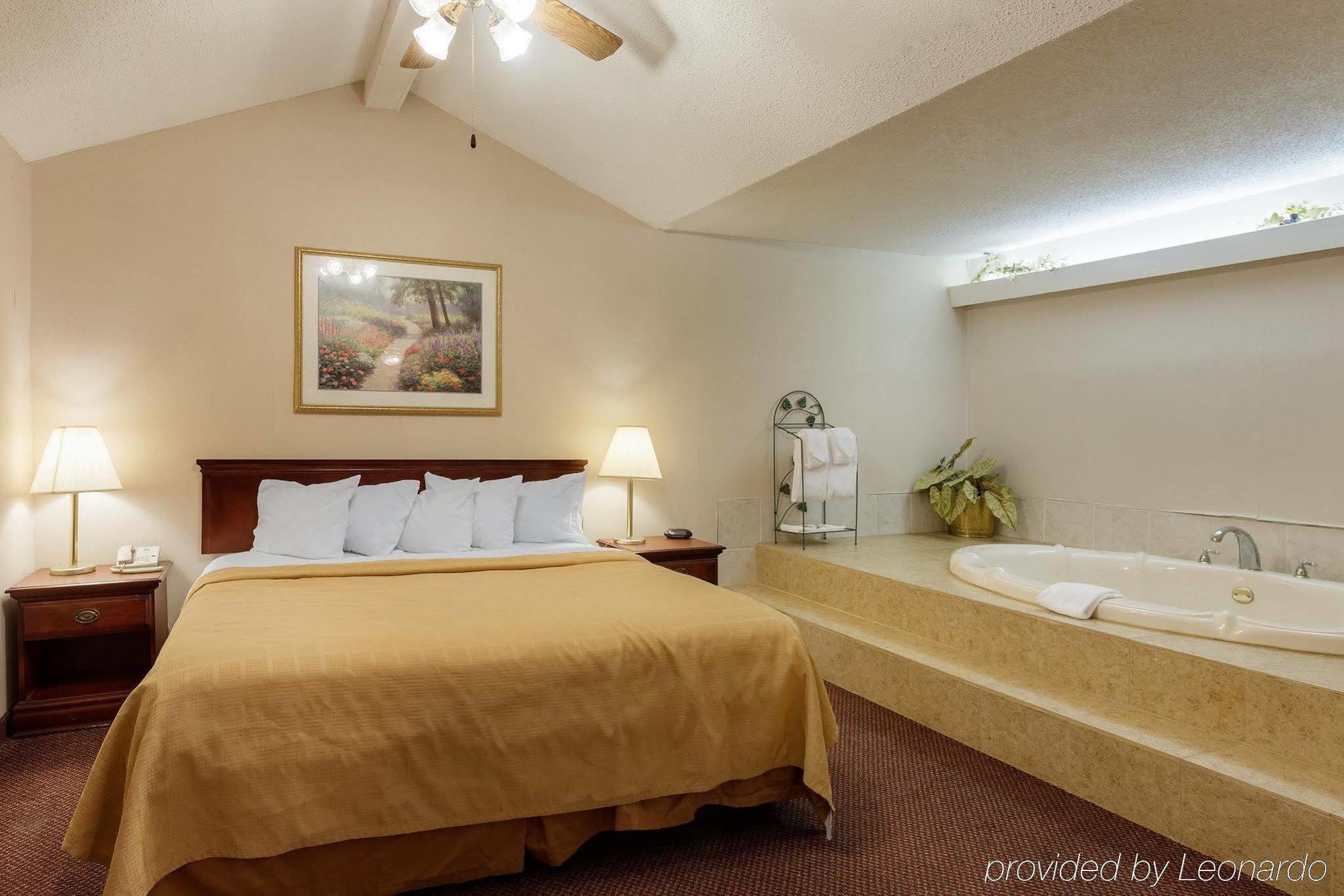 Quality Inn Robinsonville Exterior foto