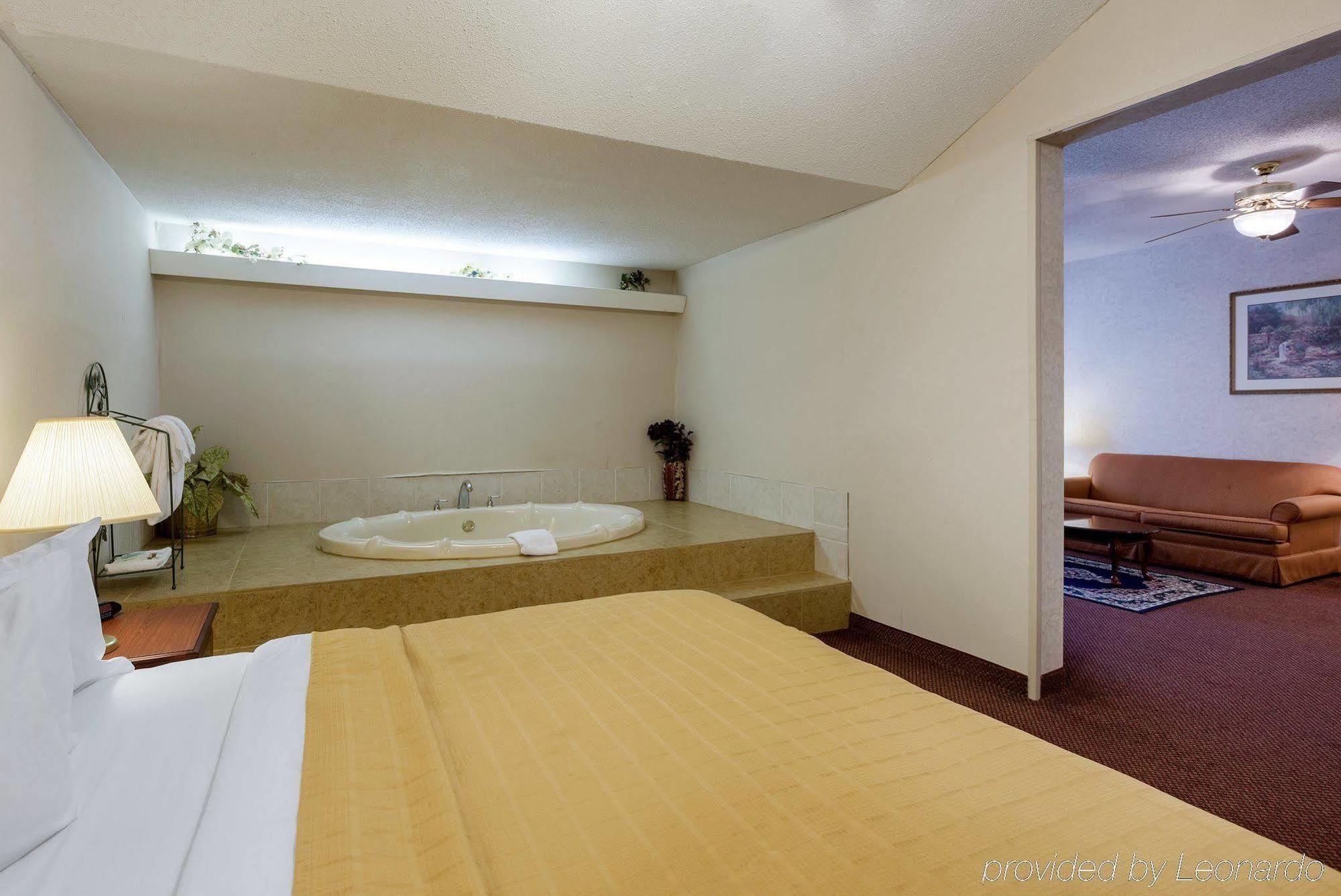 Quality Inn Robinsonville Exterior foto